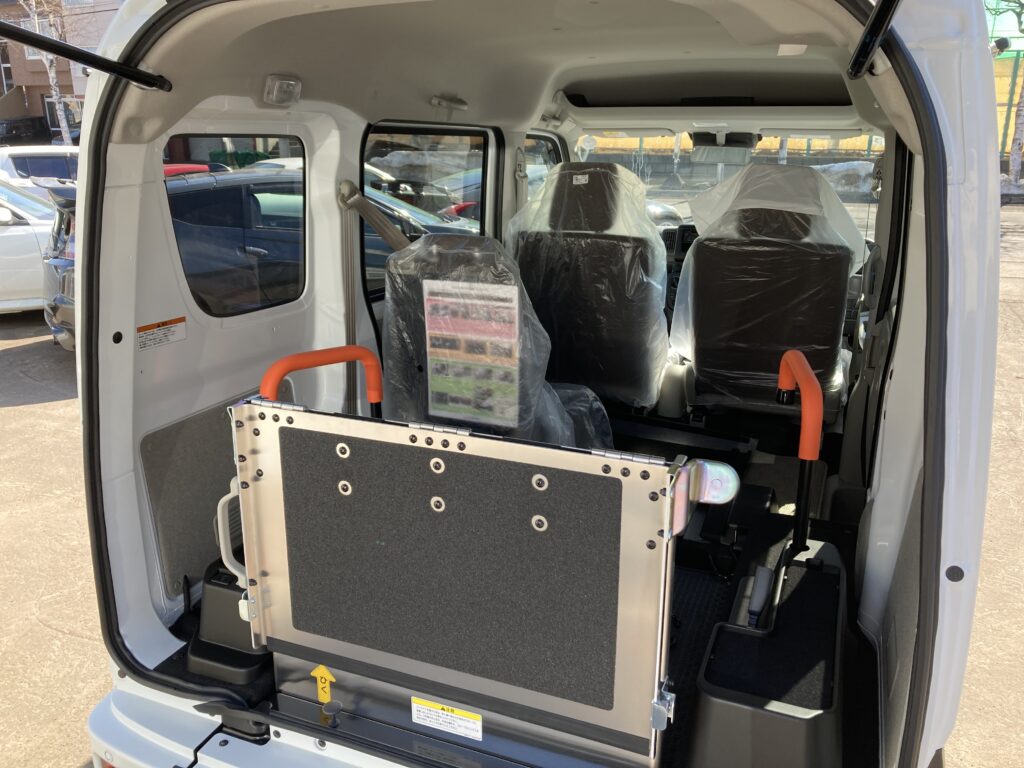 スズキ、エブリィ、DA17V改、車いす移動車、6型、4WD、札幌、イサイズ、新車、販売、軽自動車、WURTH、ウルト、防錆剤、アンダーコート、フロアワックス、