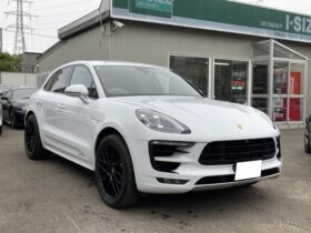 ポルシェ、マカン、ＧＴＳ、ＰＤＫ、スポーツクロノＰＫＧ、４ＷＤ、札幌、イサイズ、中古車、注文販売、輸入車、