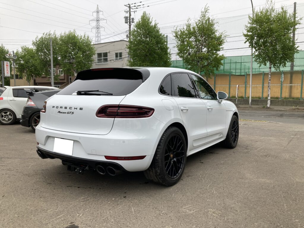 ポルシェ、マカン、ＧＴＳ、ＰＤＫ、スポーツクロノＰＫＧ、４ＷＤ、札幌、イサイズ、中古車、注文販売、輸入車、